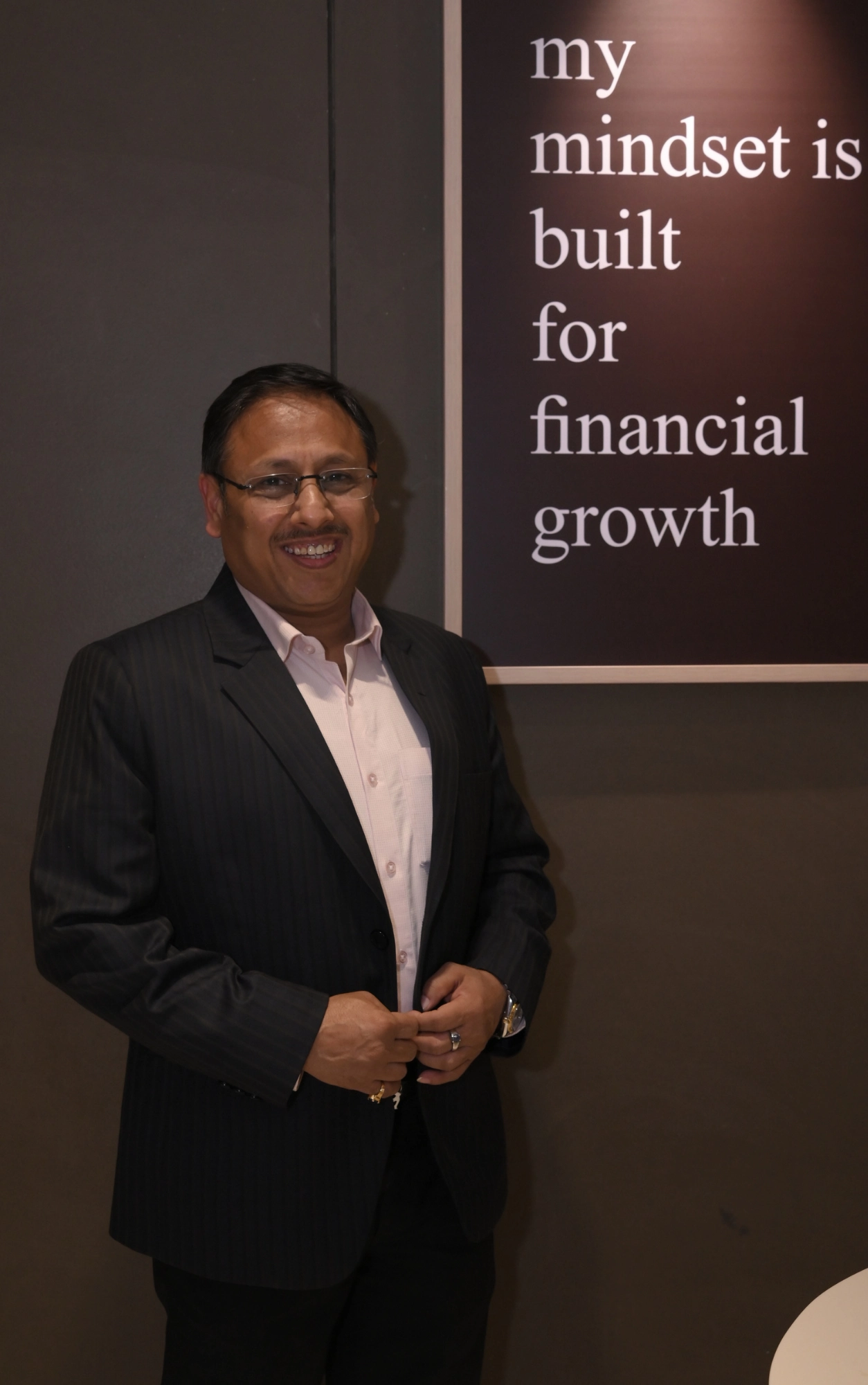 ALTOK1020-ezgif.com-optiwebp